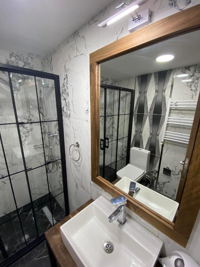 Alma Port Suites Istanbul Exterior photo